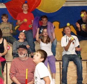 2011 Projekt „Zirkus Combo“
